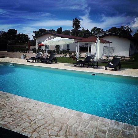 Oasi Di Francesca B&B Pontinia 外观 照片