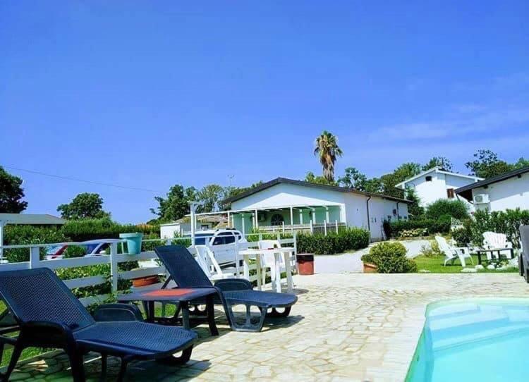 Oasi Di Francesca B&B Pontinia 外观 照片