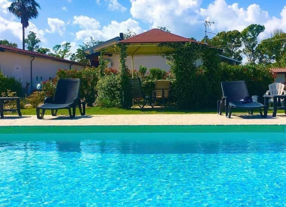 Oasi Di Francesca B&B Pontinia 外观 照片
