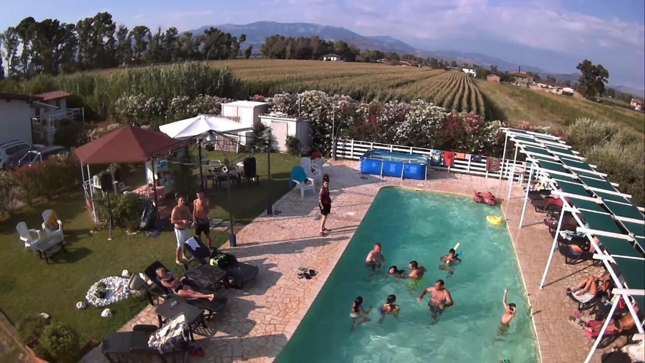Oasi Di Francesca B&B Pontinia 外观 照片